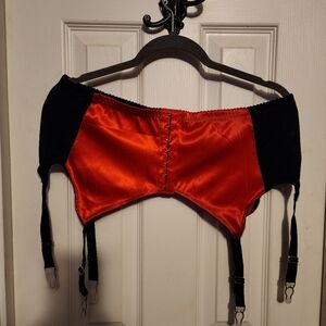 Killstar Garter Belt in red and black, size XXL
